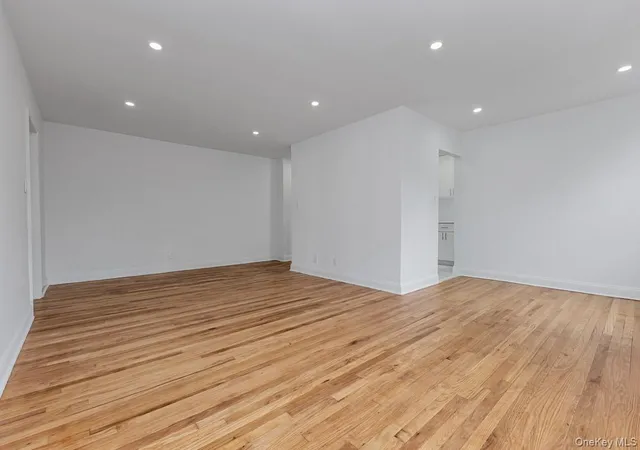 Photo 3 of Condo for sale at 65 35 Yellowstone Blvd #6F, New York, NY 11375 | MLS# 1047534 | Listing updated on 2026-09-07