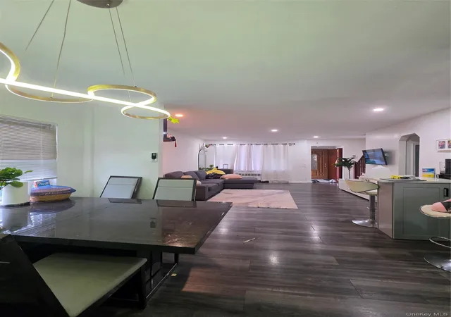 Photo 3 of Single family home for sale at 2570 Pearsall Ave, New York, NY 10469 | MLS# 1047544 | Listing updated on 2026-09-07