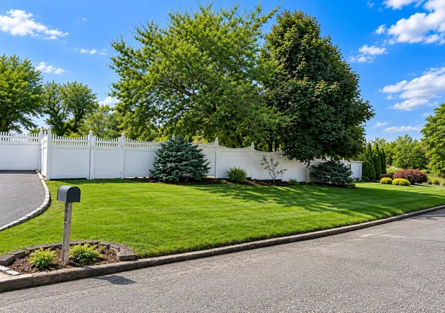 Photo 3 of Sale Pending at 2 Carol Ave, Brookhaven, NY 11738 | MLS# 1047562 | Listing updated on 2026-10-07