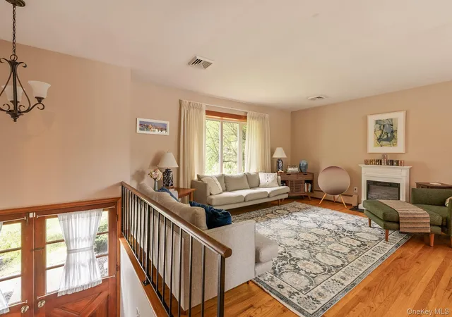 Photo 3 of Single family home for sale at 212 State Route 9h, Claverack, NY 12534 | MLS# 1047563 | Listing updated on 2026-09-25