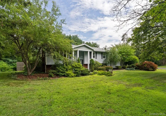 Photo 1 of Single family home for sale at 212 State Route 9h, Claverack, NY 12534 | MLS# 1047563 | Listing updated on 2026-09-25