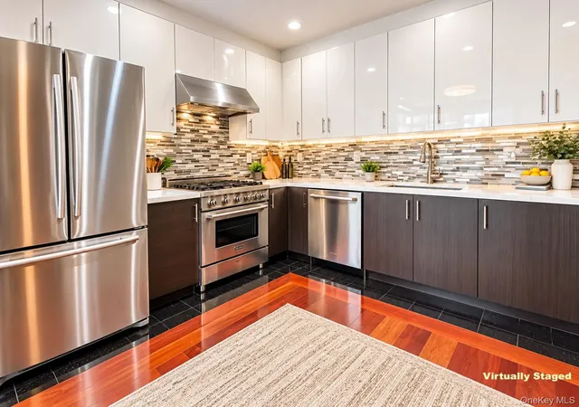 Photo 2 of Condo for sale at 142 38 37th Avenue #5C, New York, NY 11354 | MLS# 1047576 | Listing updated on 2026-09-08