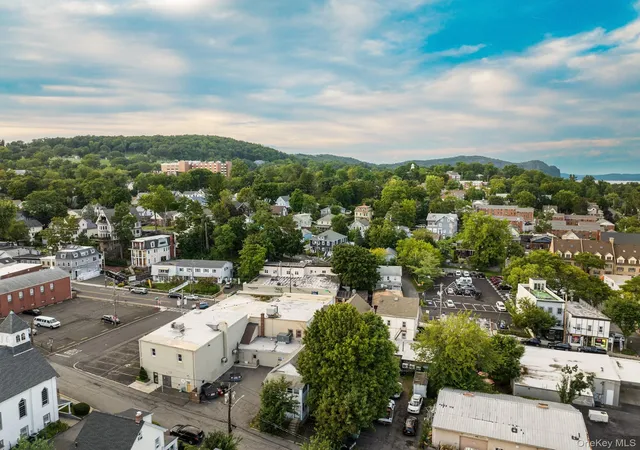 Photo 1 of Single family home for sale at 160 Burd St, Clarkstown, NY 10960 | MLS# 1047610 | Listing updated on 2026-09-08