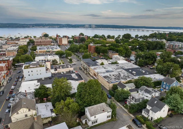 Photo 3 of Single family home for sale at 160 Burd St, Clarkstown, NY 10960 | MLS# 1047610 | Listing updated on 2026-09-08