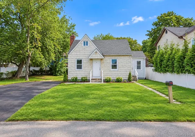 Single family home for sale at 55 S 32nd Street, Babylon, NY 11798 | MLS# 1047622