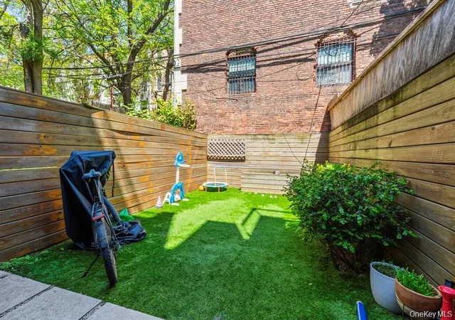 Photo 29 of Condo for sale at 311 Hart St #1B, New York, NY 11206 | MLS# 1047627 | Listing updated on 2026-09-09