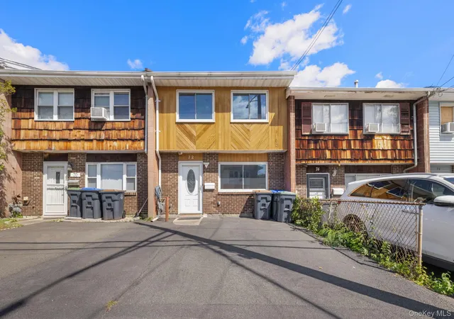 Photo 3 of Single family home for sale at 72 Kennedy Dr, Haverstraw, NY 10993 | MLS# 1047630 | Listing updated on 2026-09-13