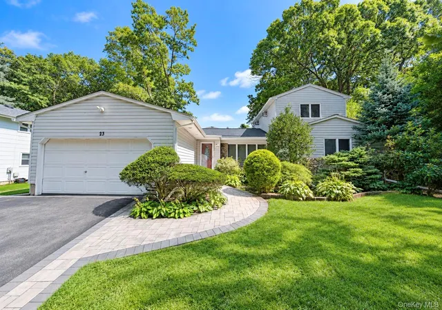 Photo 2 of Single family home for sale at 23 Pimlico Dr, Smithtown, NY 11725 | MLS# 1047641 | Listing updated on 2026-09-08