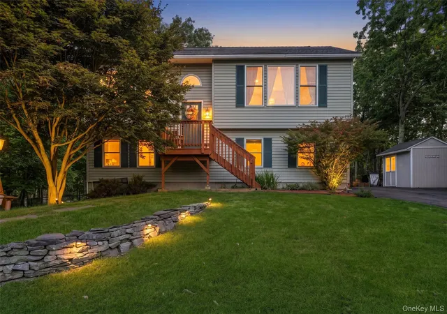 Photo 1 of Single family home for sale at 32 Nightingale Trl W, Mamakating, NY 12790 | MLS# 1047643 | Listing updated on 2026-10-04