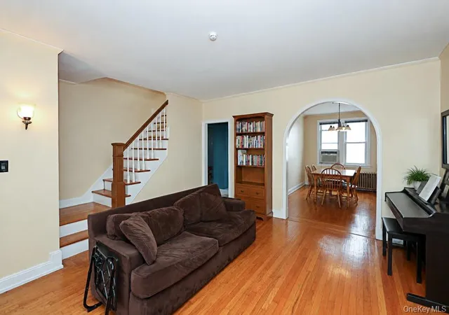 Photo 4 of House for sale at 25-30 36th Avenue, New York, NY 11106 | MLS# 1047648 | Listing updated on 2026-09-16