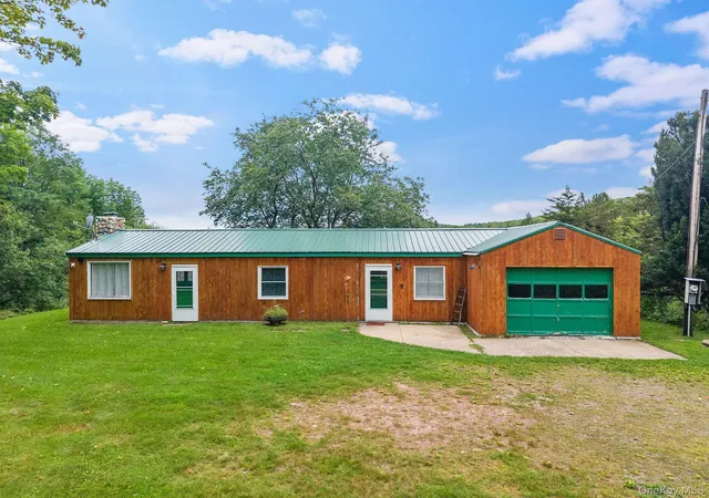 Photo 1 of Single family home for sale at 5206 Town Brk Rd, Stamford, NY 13788 | MLS# 1047662 | Listing updated on 2026-09-08