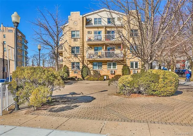 Condo for sale at 4808 Bedford Ave #1A, New York, NY 11235 | MLS# 1047672