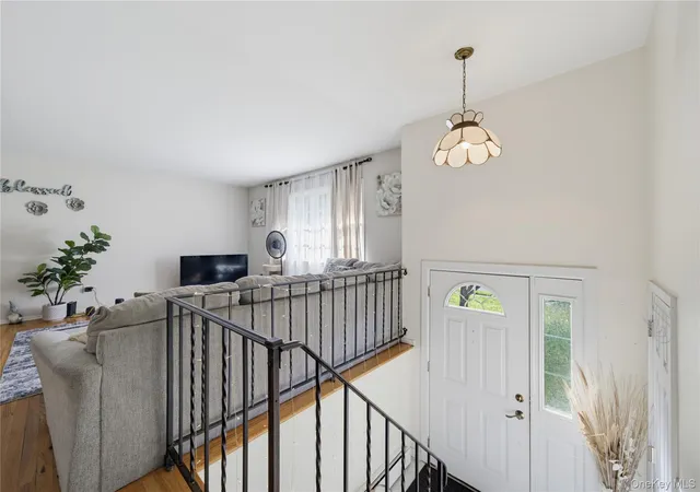 Photo 2 of Single family home for sale at 124 Barnes Rd, Blooming Grove, NY 10992 | MLS# 1047677 | Listing updated on 2026-10-05