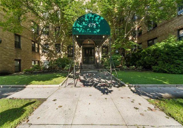 Photo 1 of Condo for sale at 475 Bronx River Rd #3F, Yonkers, NY 10704 | MLS# 1047691 | Listing updated on 2026-09-08
