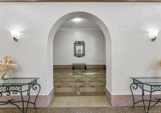 Photo 2 of Condo for sale at 475 Bronx River Rd #3F, Yonkers, NY 10704 | MLS# 1047691 | Listing updated on 2026-10-08