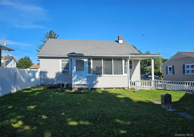 Photo 3 of Single family home for sale at 11 Willard St, Port Jervis, NY 12771 | MLS# 1047708 | Listing updated on 2026-09-30