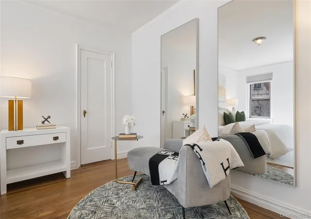 Listing Photo 2 - Condo for sale in building located at 350 Cabrini Blvd, New York, NY 10040 - Unit #7N
