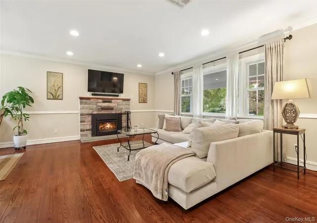 Photo 3 of Single family home for sale at 471 Hilltop Rd, Yorktown, NY 10598 | MLS# 1047715 | Listing updated on 2026-09-15