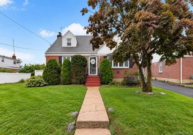 Single family home for sale at 11 White St, Hempstead, NY 11580 | MLS# 1047761