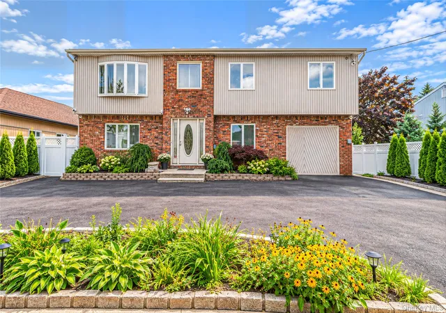 Photo 1 of Single family home for sale at 240 N Virginia Ave, Oyster Bay, NY 11758 | MLS# 1047770 | Listing updated on 2026-09-08