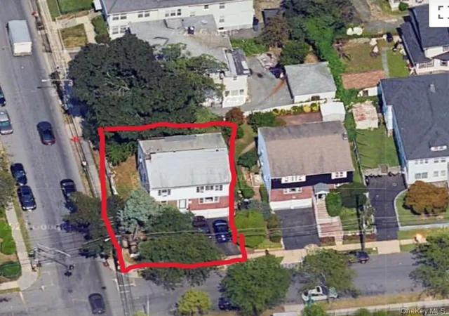 Photo 2 of House for sale at 401 E 4th Street, Mount Vernon, NY 10553 | MLS# 1047782 | Listing updated on 2026-09-08