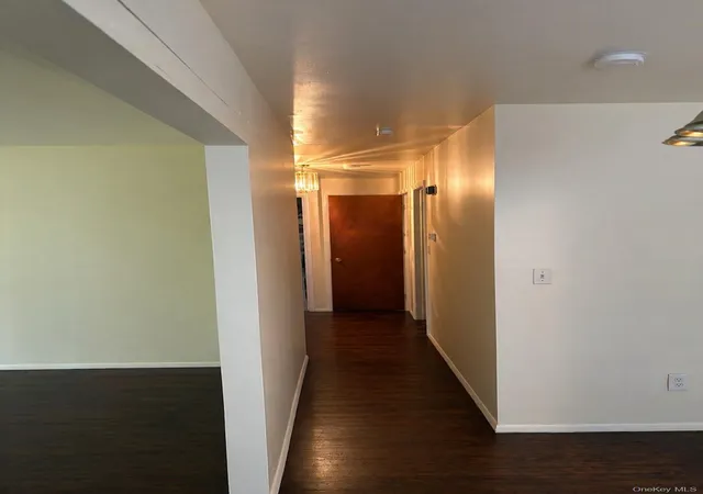 Photo 4 of House for sale at 401 E 4th Street, Mount Vernon, NY 10553 | MLS# 1047782 | Listing updated on 2026-09-08