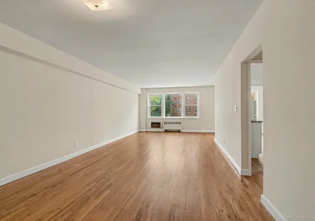 Photo 4 of House for sale at 30 E Hartsdale Ave #3E, Greenburgh, NY 10530 | MLS# 1047810 | Listing updated on 2026-10-03