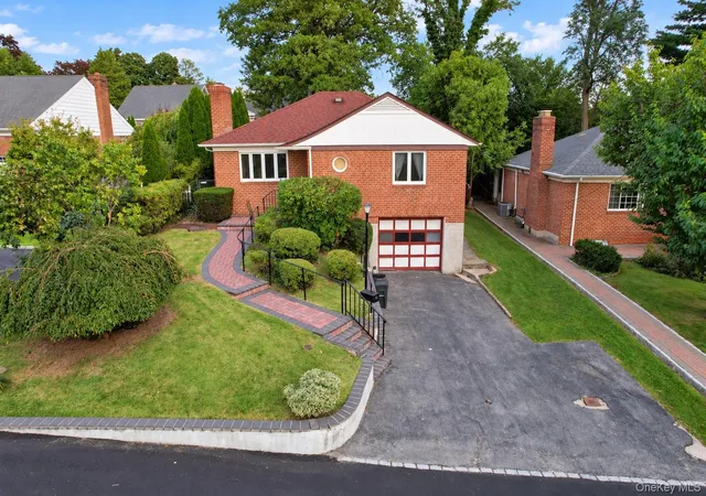 Photo 1 of Single family home for sale at 72 Mohawk Rd, Yonkers, NY 10710 | MLS# 1047826 | Listing updated on 2026-10-24