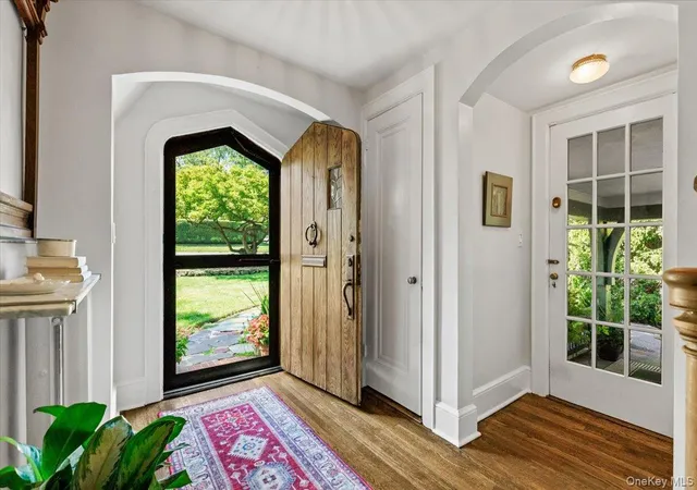 Photo 3 of Sale Pending at 12 Idlewood Rd, White Plains, NY 10605 | MLS# 1047830 | Listing updated on 2026-09-29