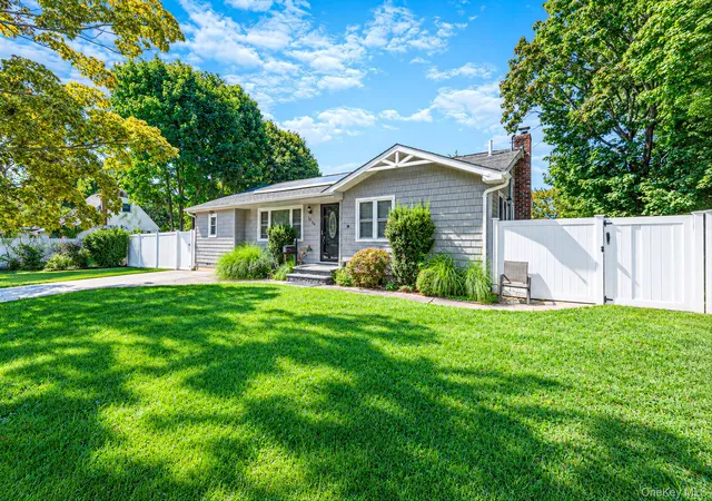 Photo 2 of Single family home for sale at 1528 Baldwin Blvd, Islip, NY 11706 | MLS# 1047860 | Listing updated on 2026-10-01