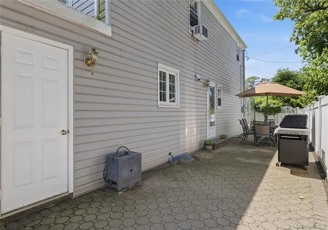 Photo 3 of Single family home for sale at 1 Beech Ct, Hempstead, NY 11565 | MLS# 1047866 | Listing updated on 2026-10-06