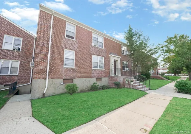 Photo 2 of Condo for sale at 204 12 35th Avenue #254, New York, NY 11361 | MLS# 1047885 | Listing updated on 2026-10-08