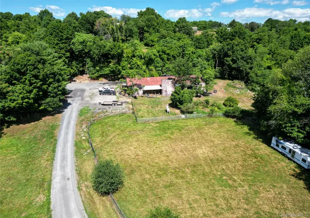 Photo 2 of Land for sale at 686 Route 17m, Middletown, NY 10940 | MLS# 1047896 | Listing updated on 2026-09-10