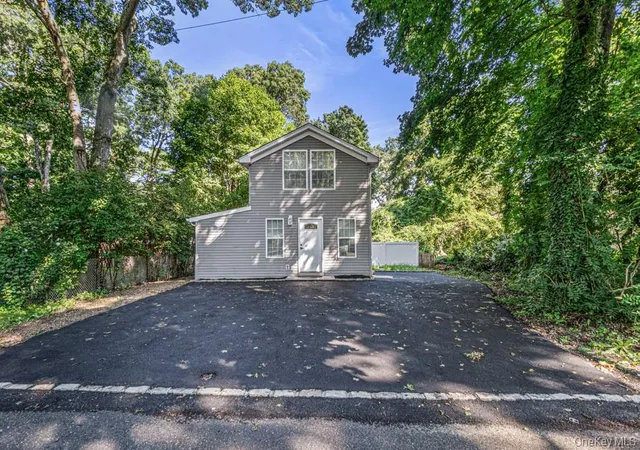 Photo 2 of Single family home for sale at 155 Moriches Ave, Brookhaven, NY 11950 | MLS# 1047912 | Listing updated on 2026-10-05