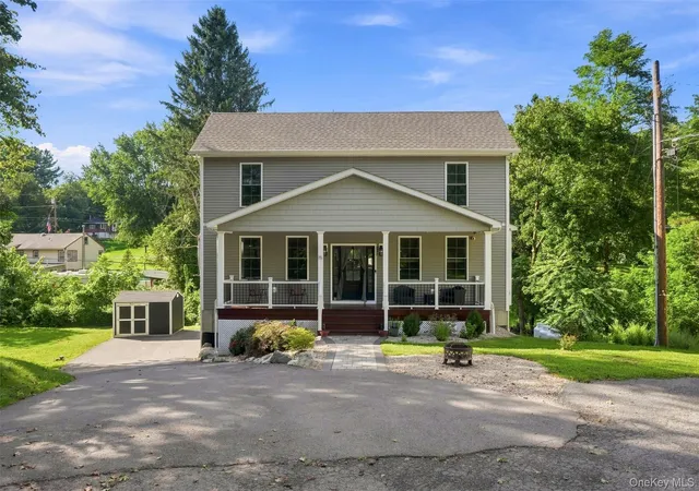 Photo 1 of Single family home for sale at 15 Rock Cut Ln, Pleasant Valley, NY 12569 | MLS# 1047918 | Listing updated on 2026-09-20