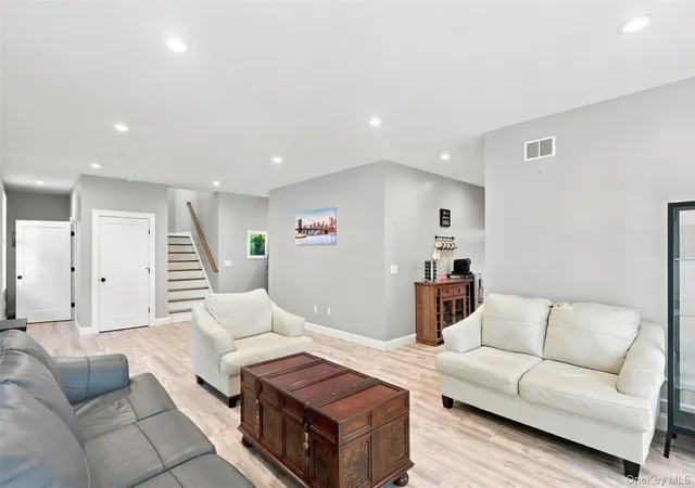 Photo 3 of Single family home for sale at 15 Rock Cut Ln, Pleasant Valley, NY 12569 | MLS# 1047918 | Listing updated on 2026-09-20