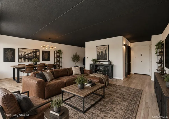 Photo 4 of Condo for sale at 500 High Point Dr #709, Greenburgh, NY 10530 | MLS# 1047920 | Listing updated on 2026-09-17