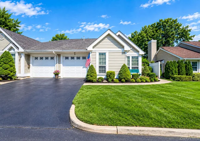 Photo 1 of Condo for sale at 20 Wainscott Ct, Brookhaven, NY 11961 | MLS# 1047923 | Listing updated on 2026-10-04