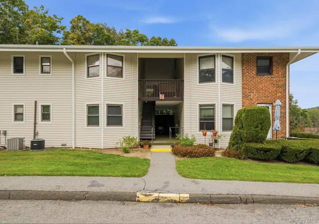 Photo 1 of Condo for sale at 27 Walden Ct #F, Yorktown, NY 10598 | MLS# 1047932 | Listing updated on 2026-09-20