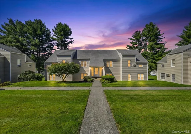 Photo 3 of Condo for sale at 1704 Holly Strm Ct, Southeast, NY 10509 | MLS# 1047939 | Listing updated on 2026-09-18