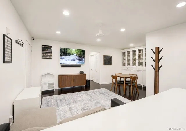 Condo for sale at 67-28 152nd Street #275A, New York, NY 11367 | MLS# 1047946