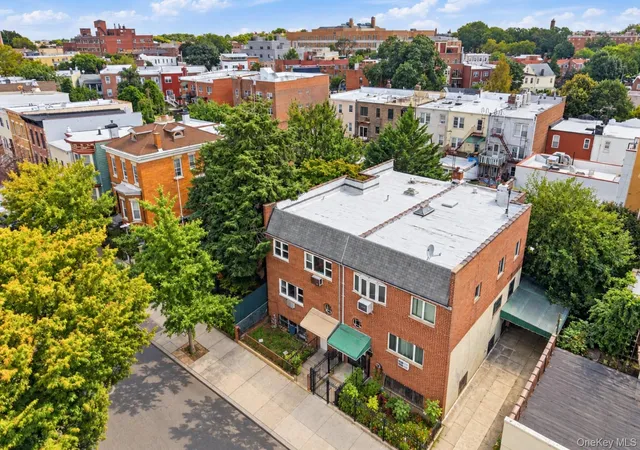 Photo 2 of Sale Pending at 31 81 45th Street, New York, NY 11103 | MLS# 1047952 | Listing updated on 2026-10-03