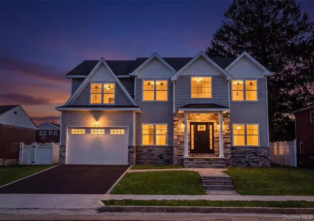 Single family home for sale at 366 Broadway, Oyster Bay, NY 11762 | MLS# 1047977