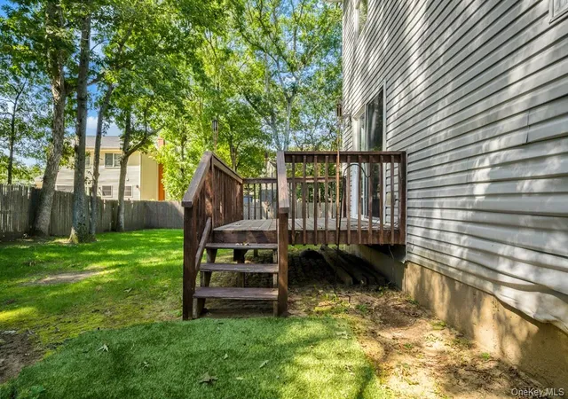 Photo 3 of Single family home for sale at 10 Iowa St, Brookhaven, NY 11727 | MLS# 1047980 | Listing updated on 2026-09-14