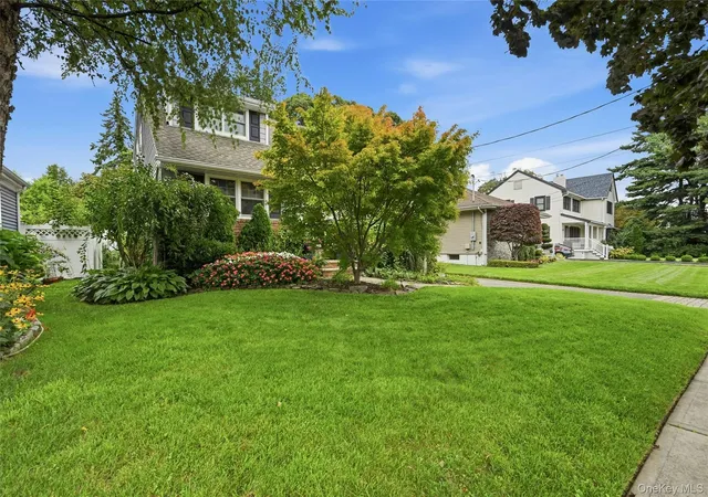 Photo 3 of Single family home for sale at 35 Reid Ave, Hempstead, NY 11570 | MLS# 1047987 | Listing updated on 2026-09-13