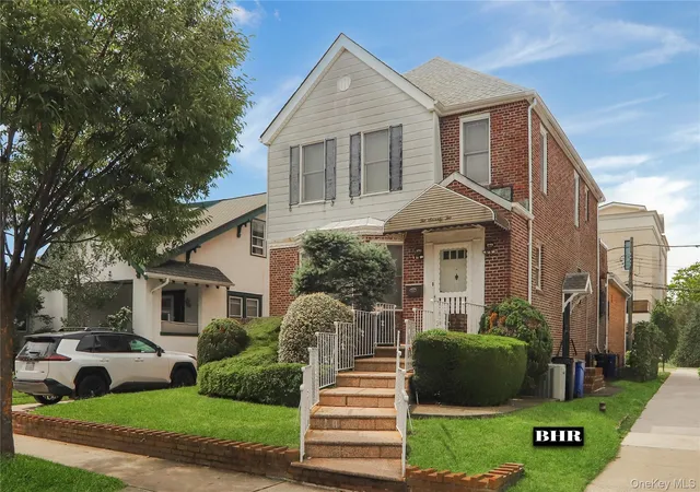 Photo 1 of Single family home for sale at 272 Exeter St, New York, NY 11235 | MLS# 1047990 | Listing updated on 2026-09-13