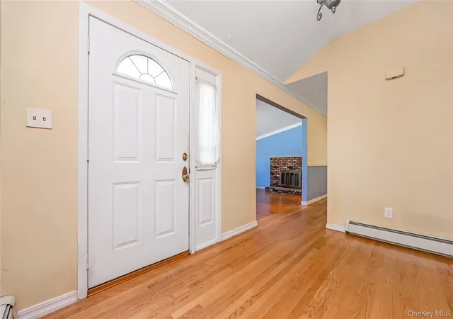 Photo 3 of Single family home for sale at 52 Voorhis Dr, Oyster Bay, NY 11804 | MLS# 1048008 | Listing updated on 2026-09-19