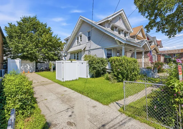 Photo 1 of Single family home for sale at 93 27 92nd Avenue, New York, NY 11421 | MLS# 1048019 | Listing updated on 2026-10-08