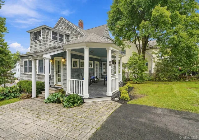 Photo 2 of Single family home for sale at 27 Clinton St, Cornwall, NY 12518 | MLS# 1048029 | Listing updated on 2026-10-07