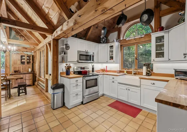 Photo 3 of Single family home for sale at 2381 Route 301, Carmel, NY 10512 | MLS# 1048045 | Listing updated on 2026-10-05